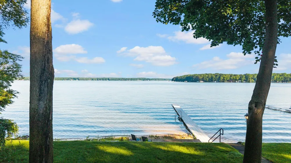 759 South Long Lake Road Long Lake Township, MI 49684