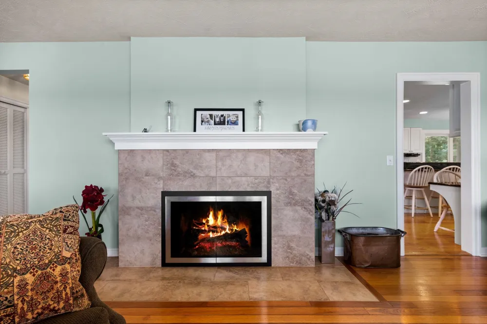 759 South Long Lake Road Long Lake Township, MI 49684