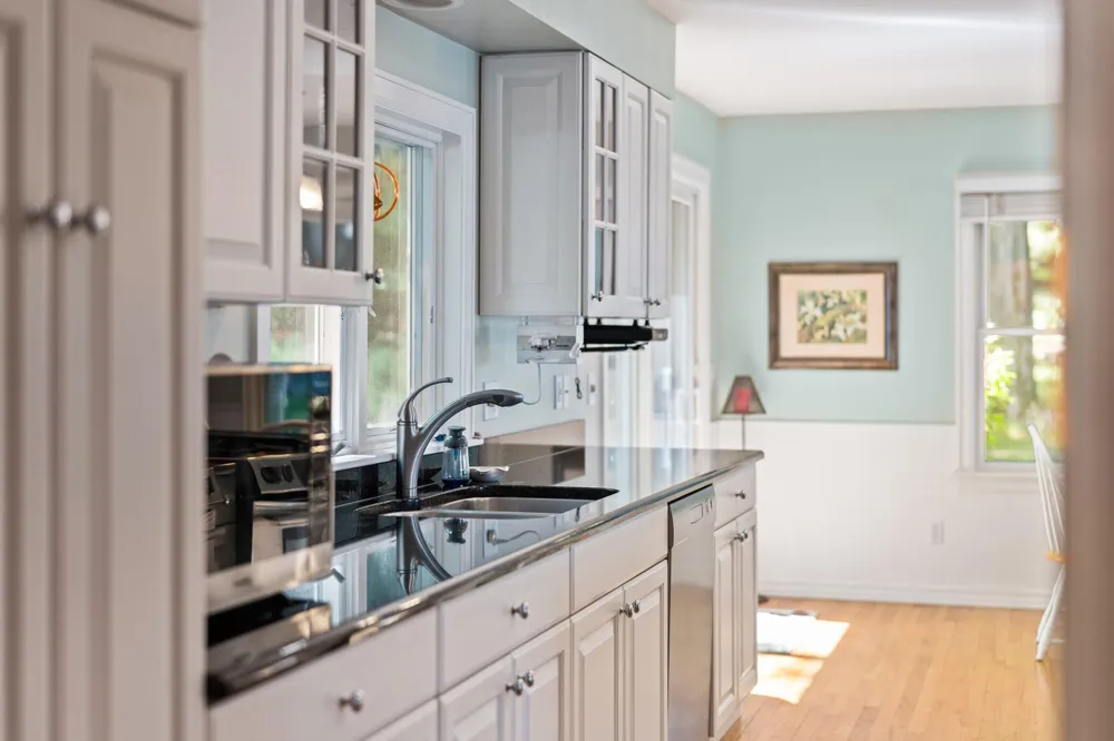 759 South Long Lake Road Long Lake Township, MI 49684