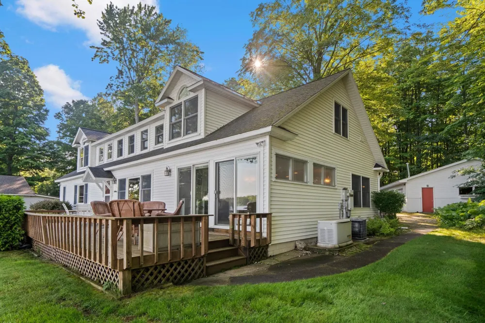 759 South Long Lake Road Long Lake Township, MI 49684