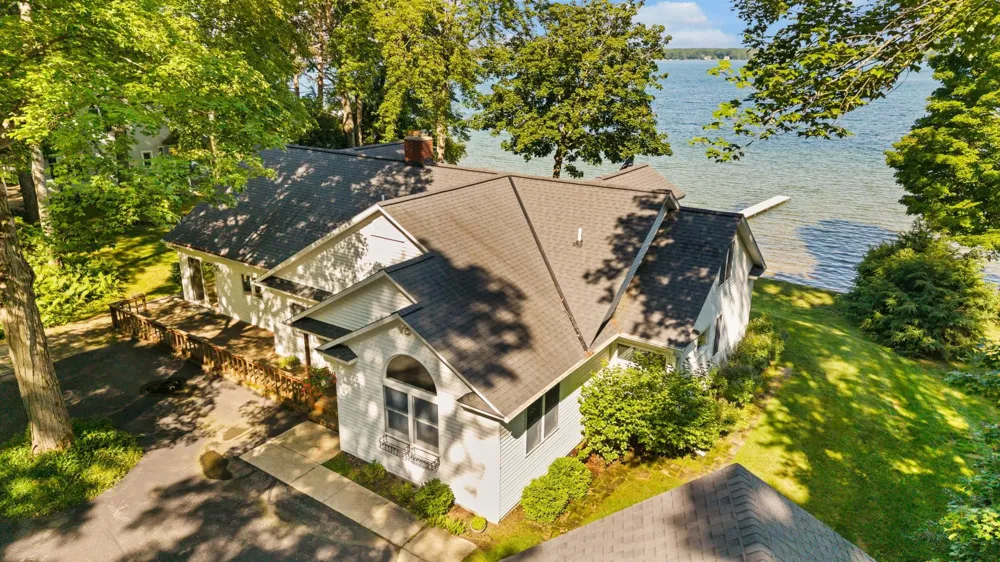 759 South Long Lake Road Long Lake Township, MI 49684