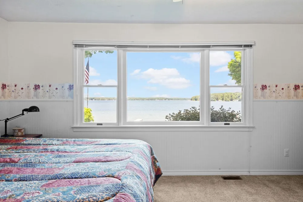 759 South Long Lake Road Long Lake Township, MI 49684