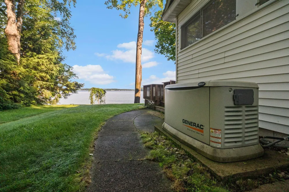 759 South Long Lake Road Long Lake Township, MI 49684