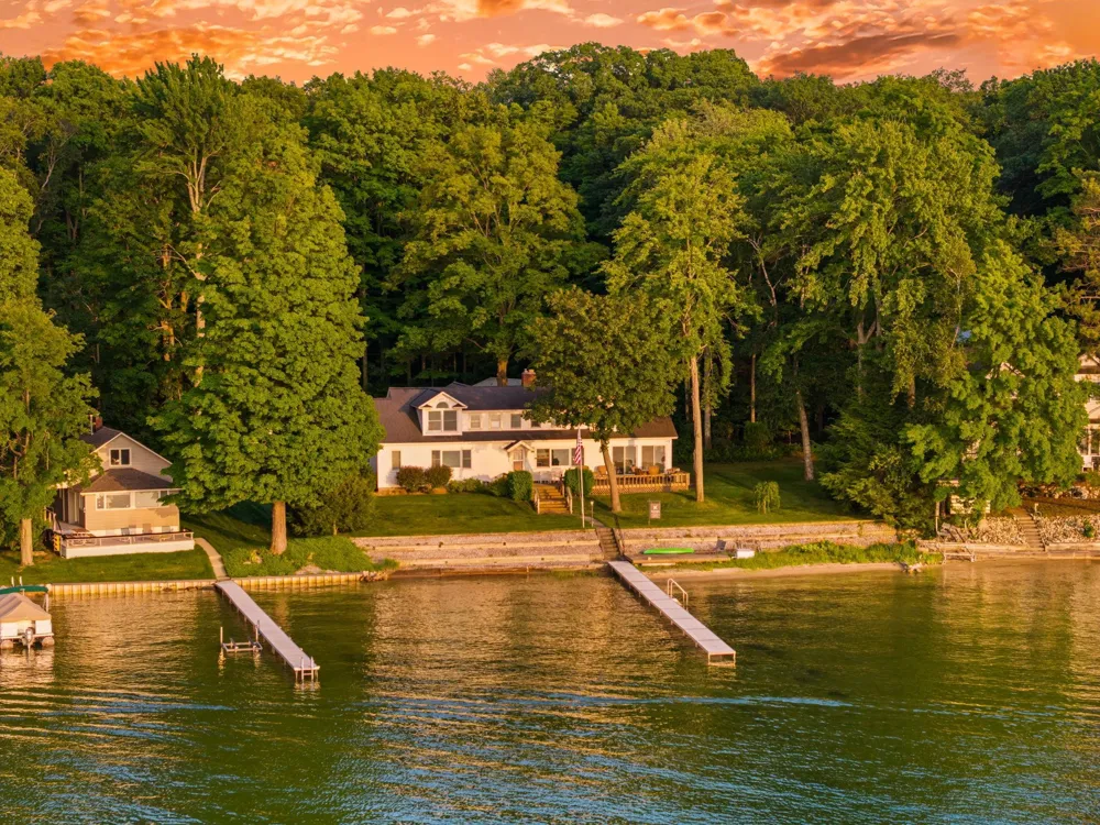 759 South Long Lake Road Long Lake Township, MI 49684