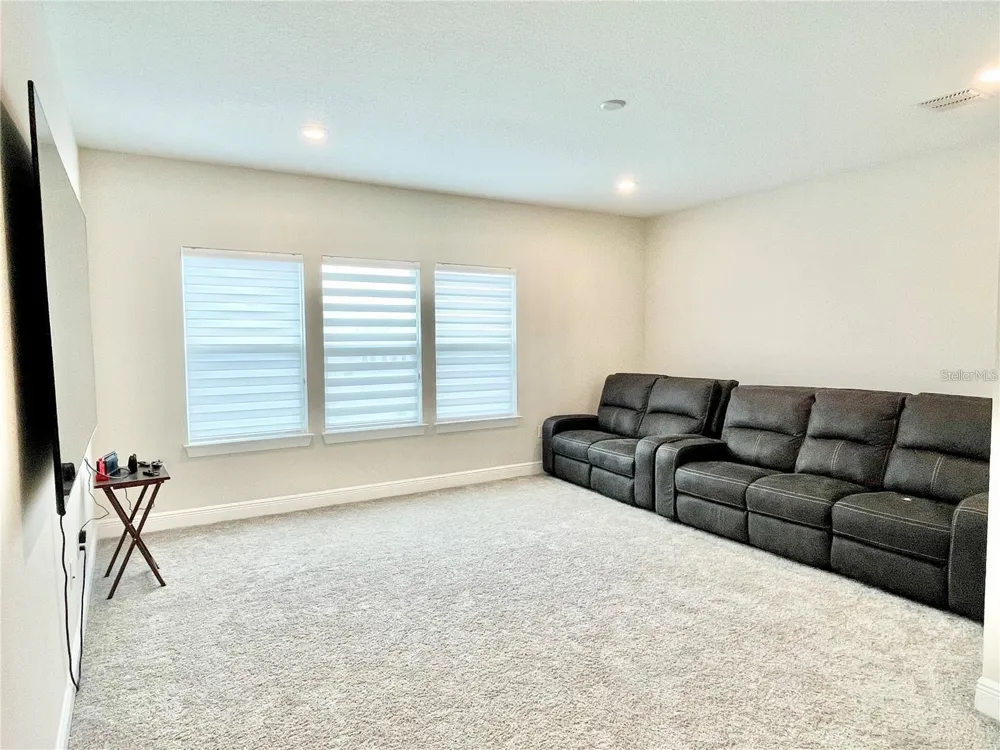 10275 PARK ESTATES AVENUE Orlando, FL 32836