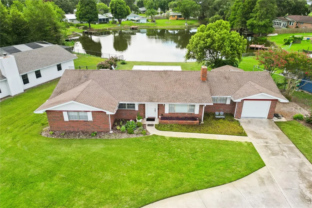 404 COLEMAN DRIVE Winter Haven, FL 33884