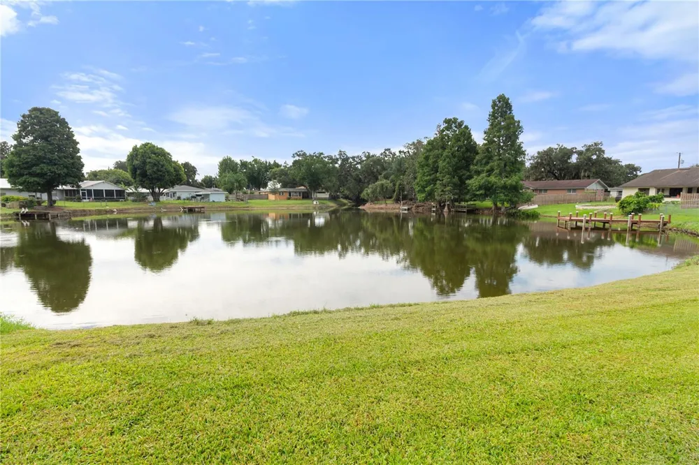 404 COLEMAN DRIVE Winter Haven, FL 33884