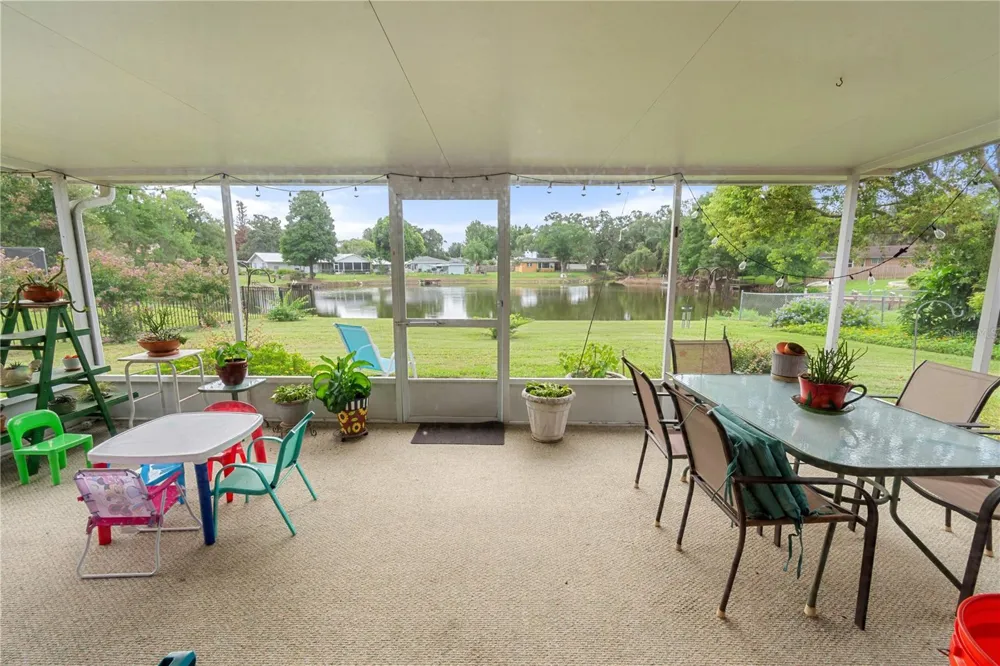 404 COLEMAN DRIVE Winter Haven, FL 33884