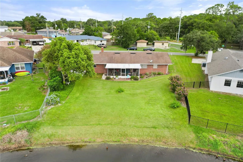 404 COLEMAN DRIVE Winter Haven, FL 33884