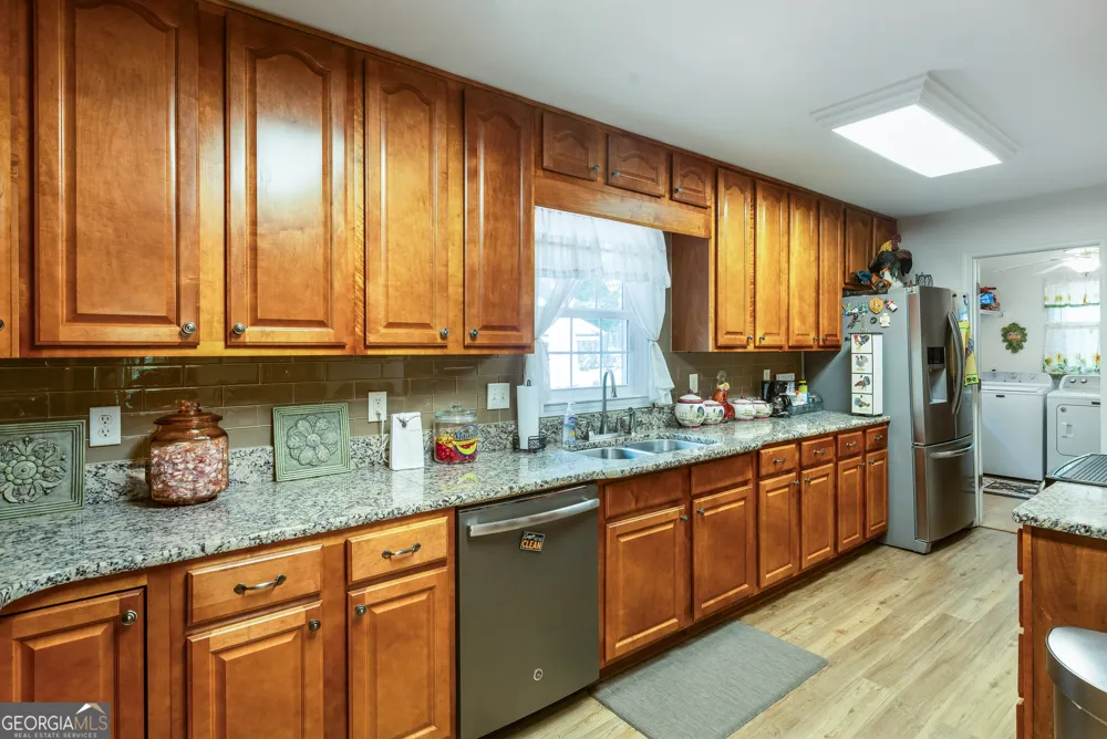273 Sewell RD Bremen, GA 30110