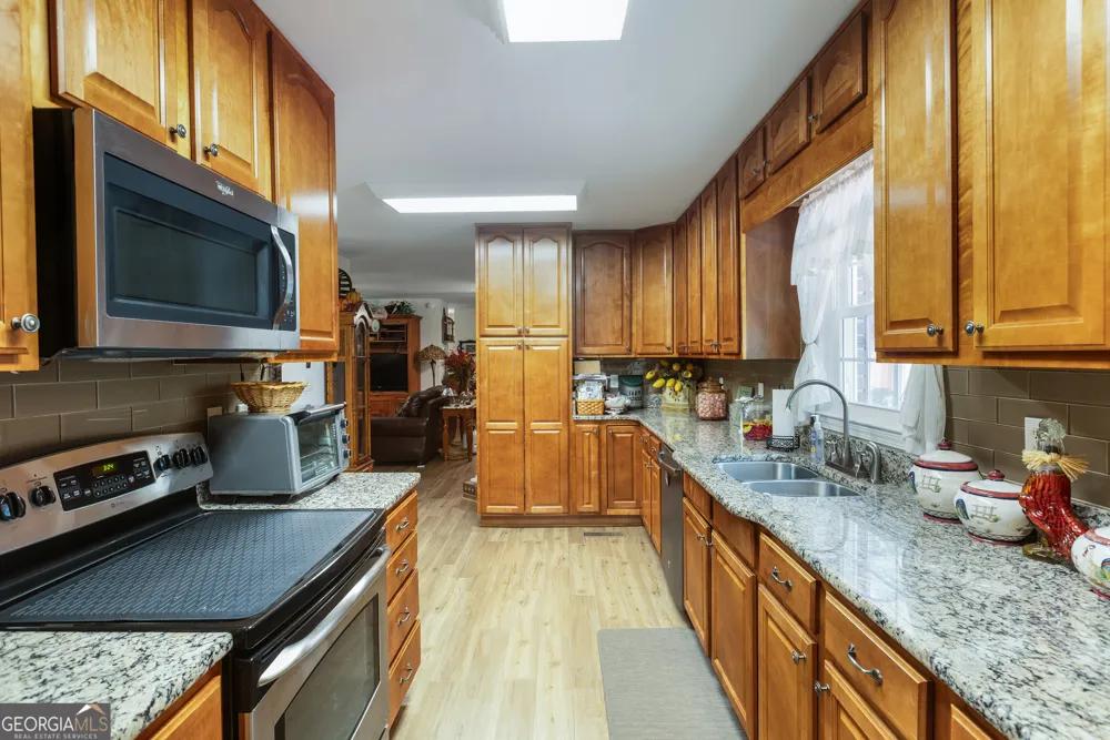 273 Sewell RD Bremen, GA 30110