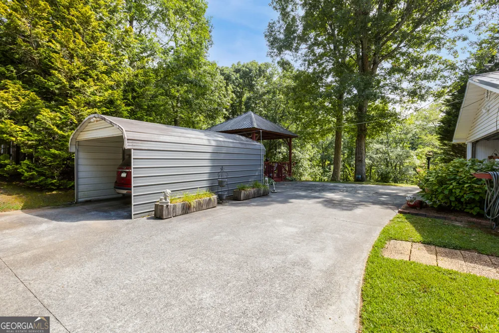 273 Sewell RD Bremen, GA 30110