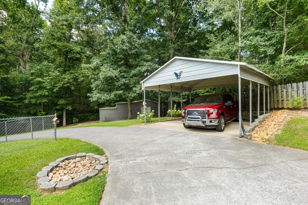 273 Sewell RD Bremen, GA 30110