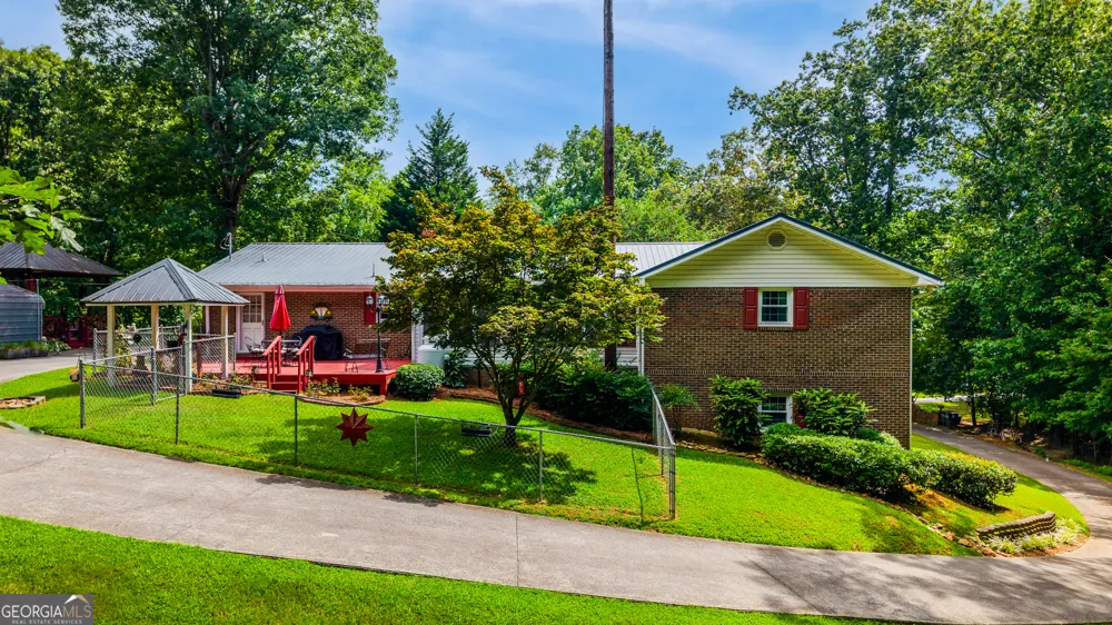 273 Sewell RD Bremen, GA 30110