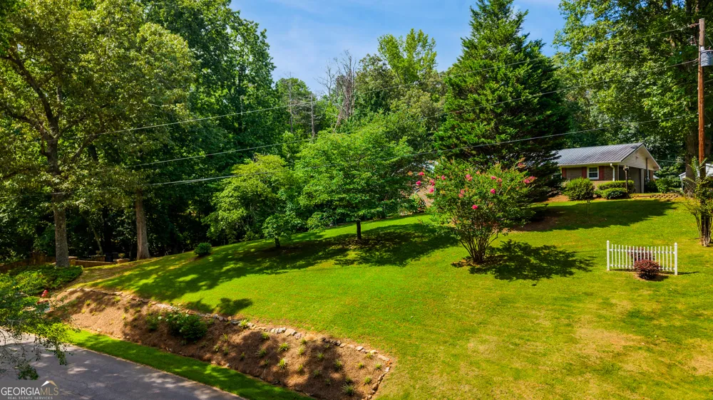 273 Sewell RD Bremen, GA 30110