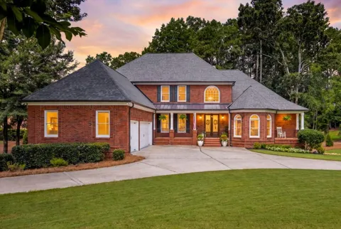 190 Oakhurst Leaf Drive
