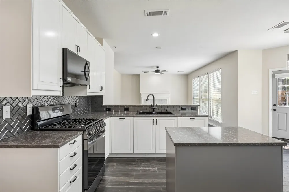 3110 Alcove Lane Corinth, TX 76210