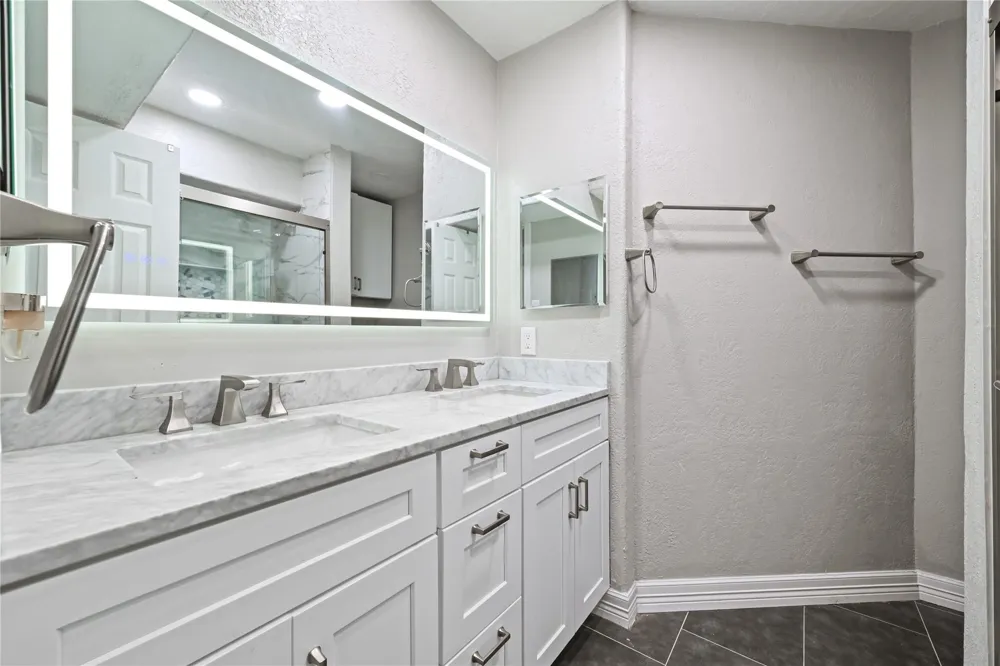 937 5th Street San Leon, TX 77539