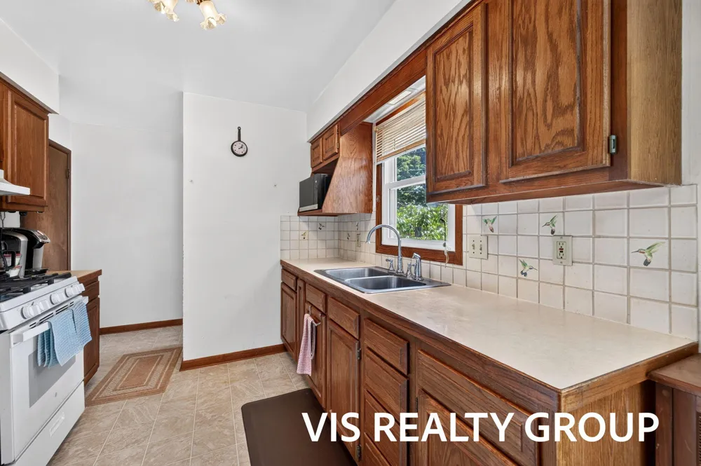 2468 Knollview Street SW Wyoming, MI 49519