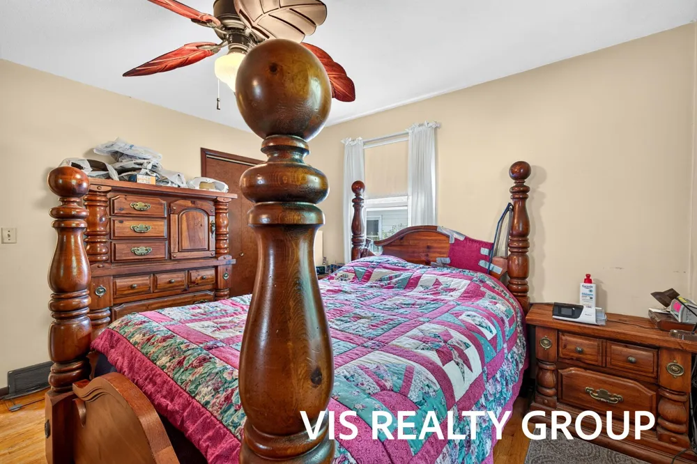 2468 Knollview Street SW Wyoming, MI 49519