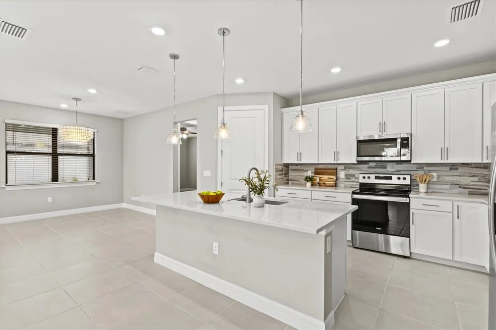 2534 GABEL OAK DRIVE North Port, FL 34289