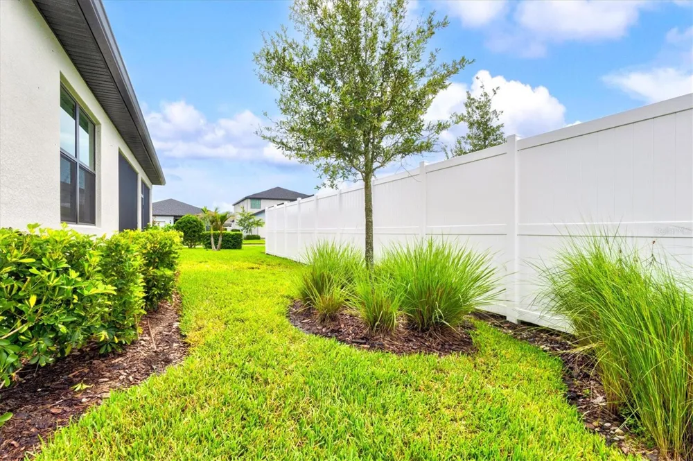 2534 GABEL OAK DRIVE North Port, FL 34289