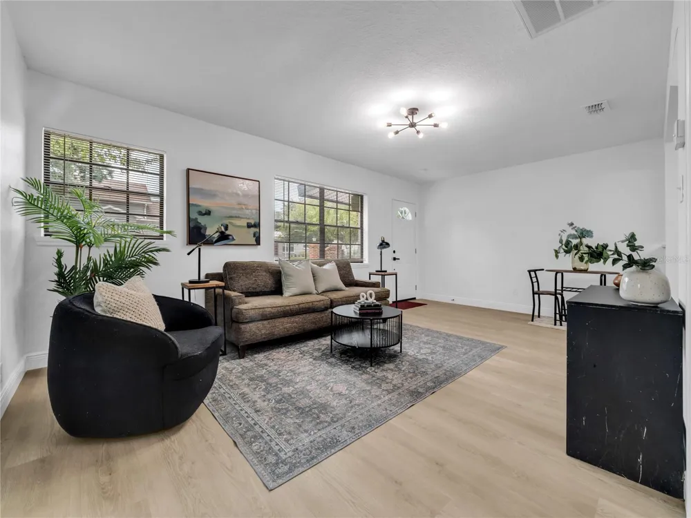 14931 FISHER ROAD Tampa, FL 33613