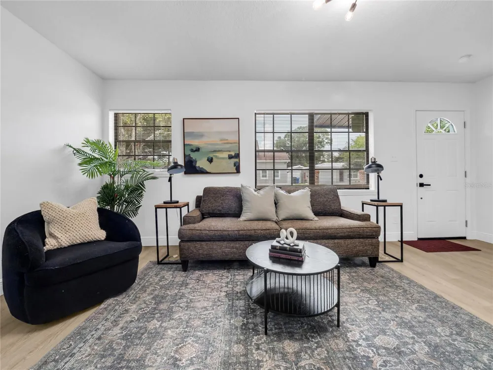 14931 FISHER ROAD Tampa, FL 33613