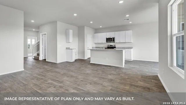 469 Cottonmouth Lane Seguin, TX 78155