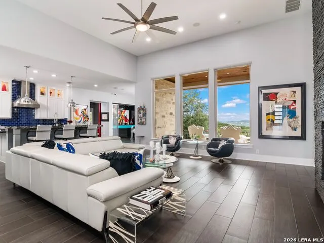 8103 Vanity Hill San Antonio, TX 78256