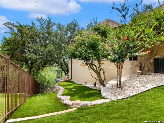 8103 Vanity Hill San Antonio, TX 78256