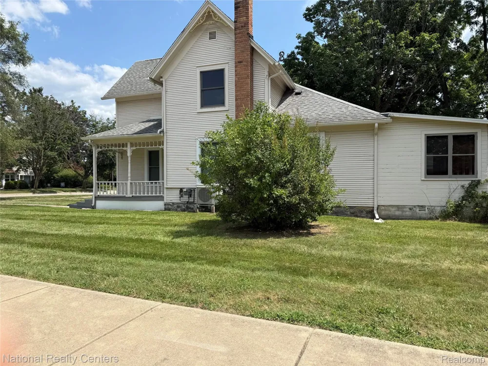 825 W Main Street Brighton City, MI 48116