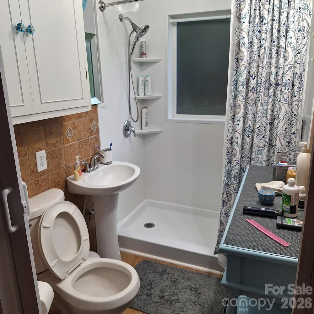 1876 Drexel Road Valdese, NC 28690