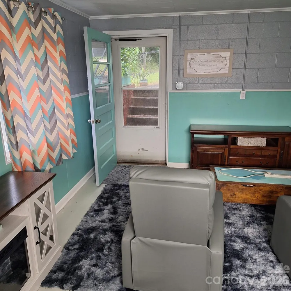 1876 Drexel Road Valdese, NC 28690