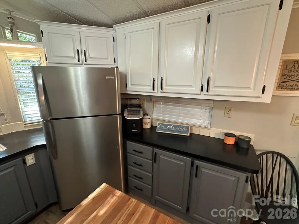 111 Hickory Circle New London, NC 28127