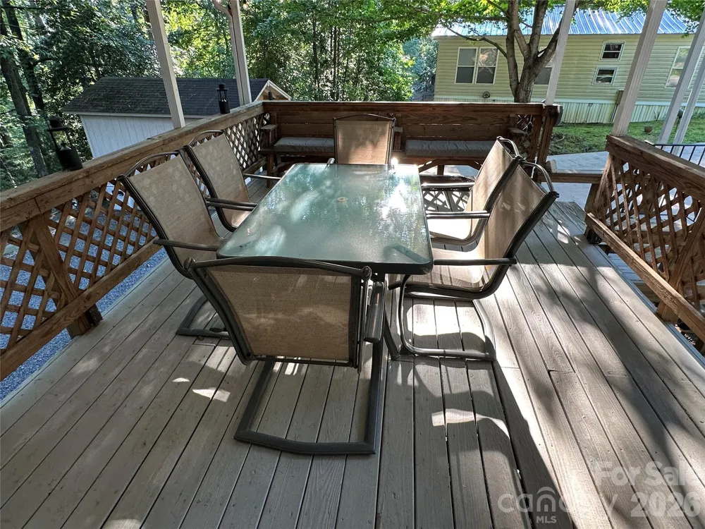 111 Hickory Circle New London, NC 28127