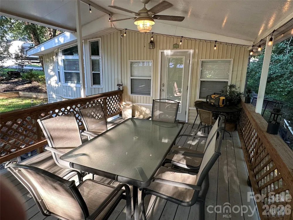 111 Hickory Circle New London, NC 28127