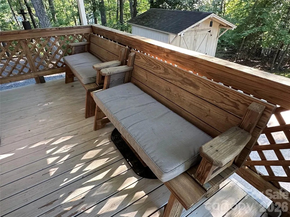 111 Hickory Circle New London, NC 28127