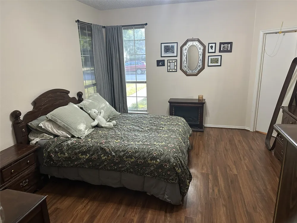 3308 Pheasant Hollow Denton, TX 76207