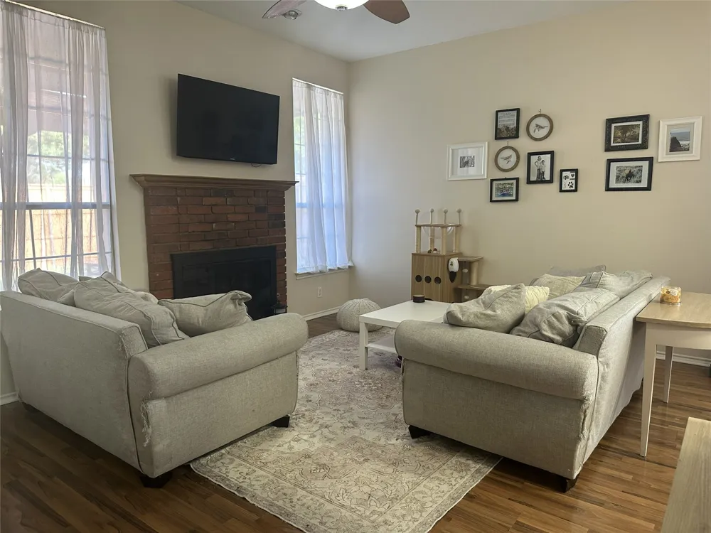 3308 Pheasant Hollow Denton, TX 76207