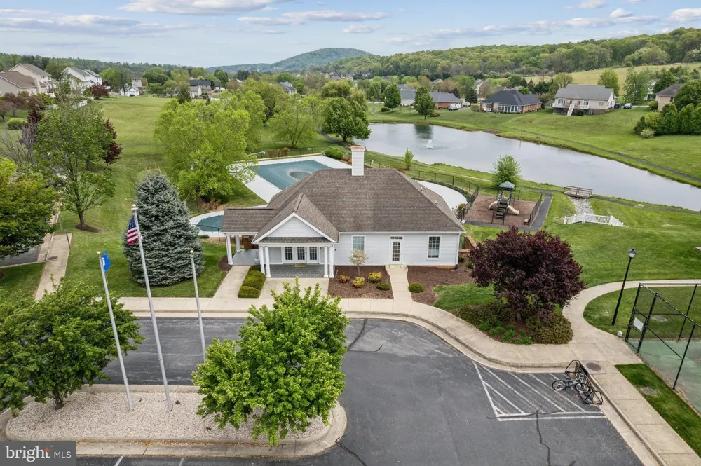 291 HEATHER LANE Staunton, VA 24401