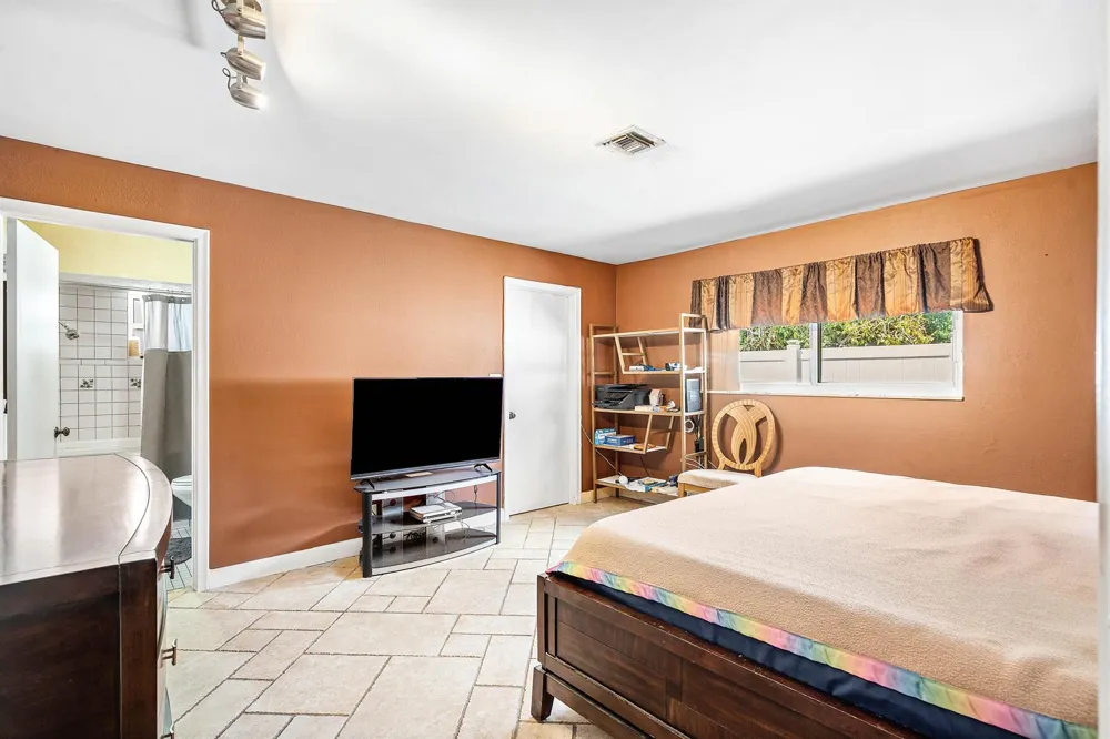 5811 SW 53RD TERRACE Davie, FL 33314