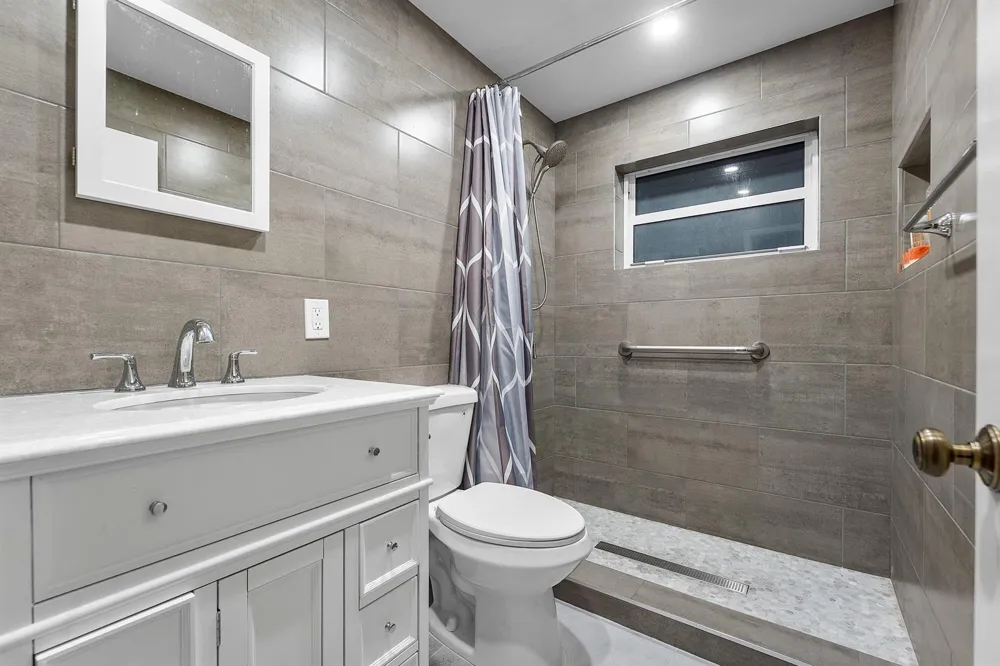 5811 SW 53RD TERRACE Davie, FL 33314
