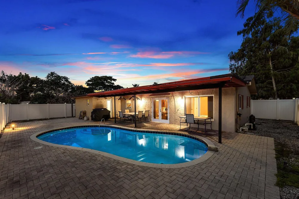 5811 SW 53RD TERRACE Davie, FL 33314