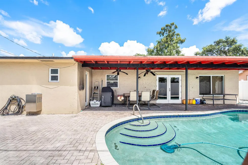 5811 SW 53RD TERRACE Davie, FL 33314