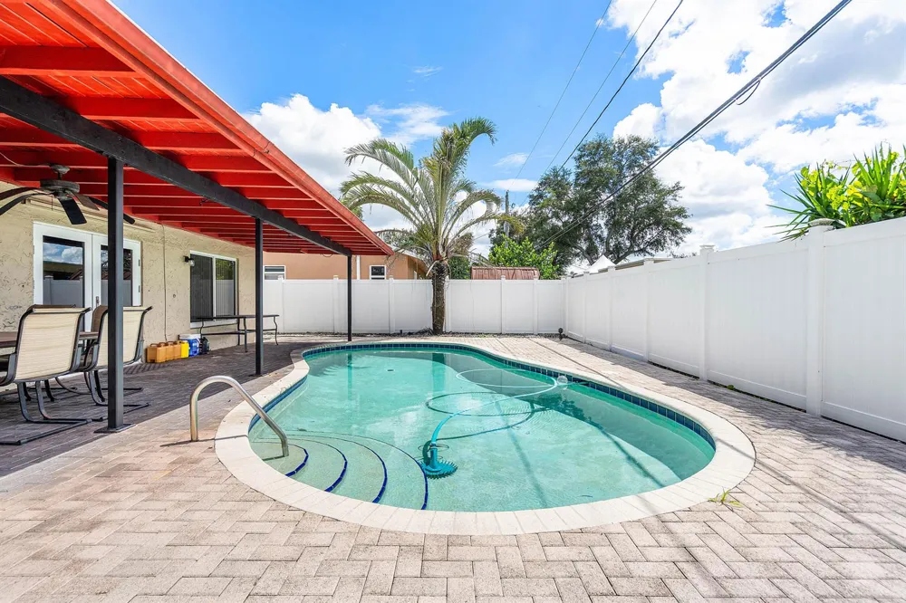 5811 SW 53RD TERRACE Davie, FL 33314