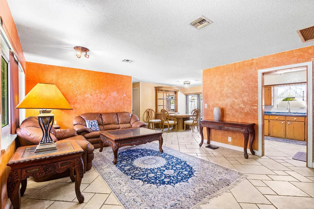 5811 SW 53RD TERRACE Davie, FL 33314