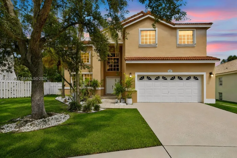 480 Cambridge Dr Weston, FL 33326