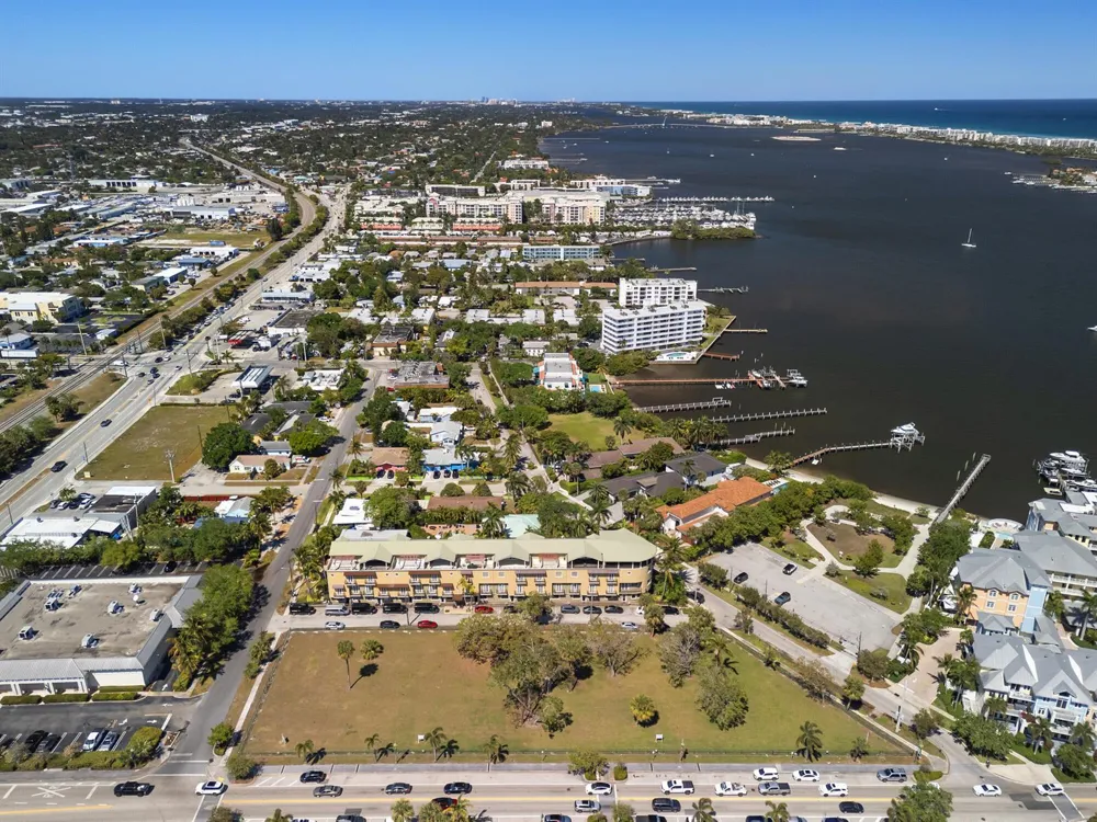 201 E Ocean Avenue Lantana, FL 33462
