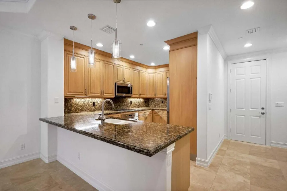 3863 NE 22nd Way Lighthouse Point, FL 33064